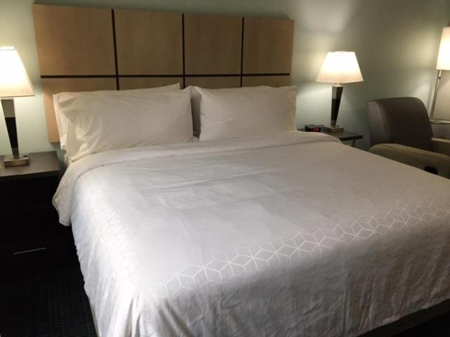 Ontario Airport Executive Inn Экстерьер фото