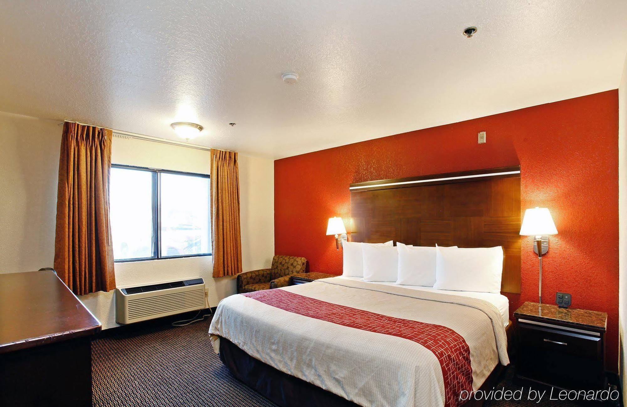 Ontario Airport Executive Inn Экстерьер фото