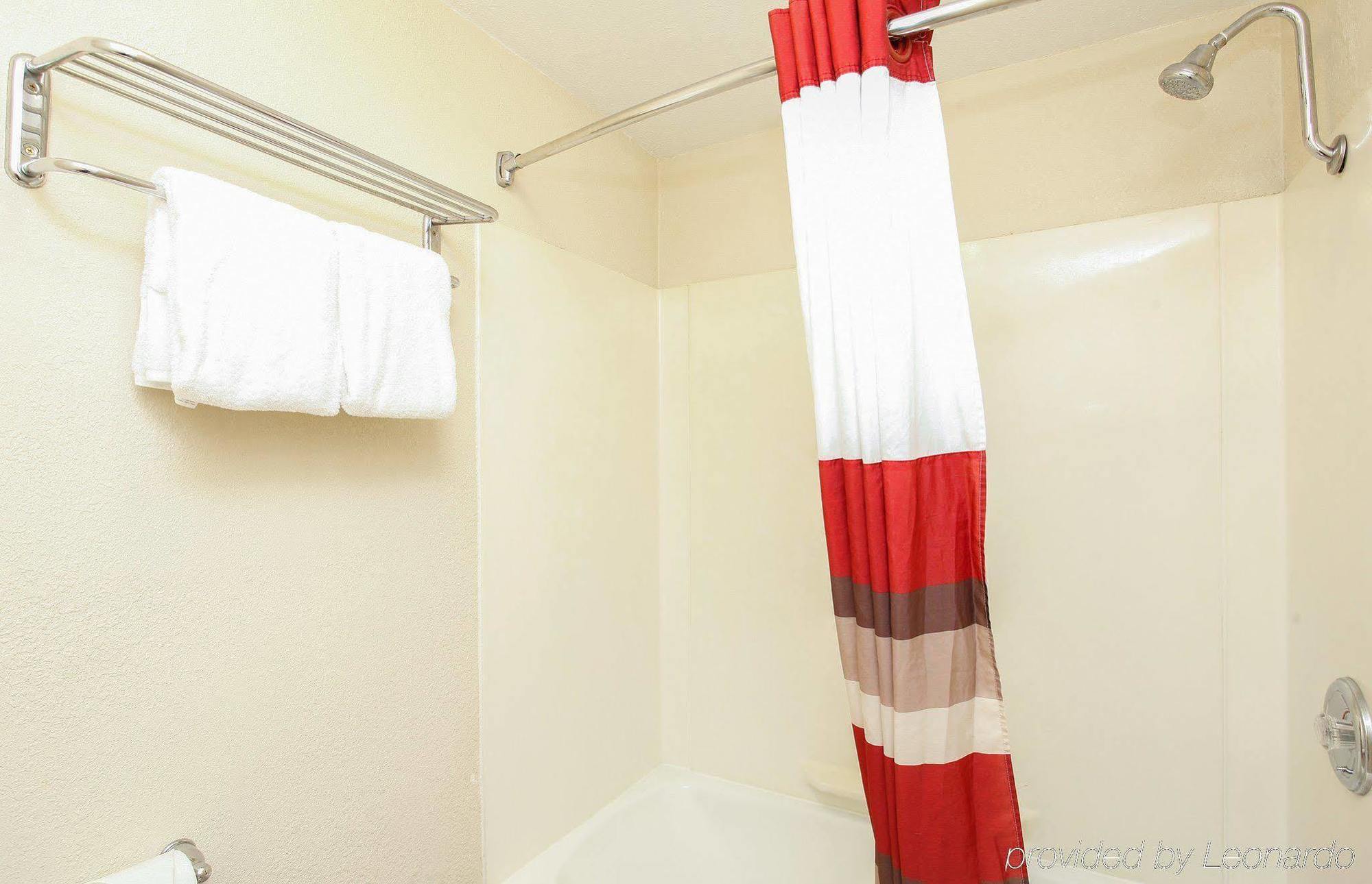 Ontario Airport Executive Inn Экстерьер фото